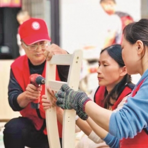 靖江：100个“圆梦书房”呵护爱阅读的“种子”